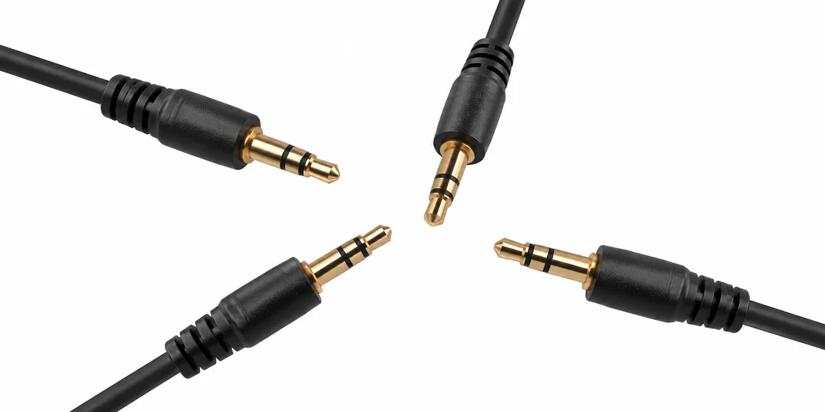 Four gold-plated 3.5 mm audio plugs